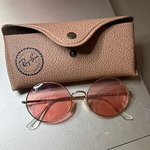 Ray-Ban Rose-Tinted Round Sunglasses